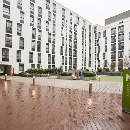 Sterling Court In Wembley London Kültér fotó