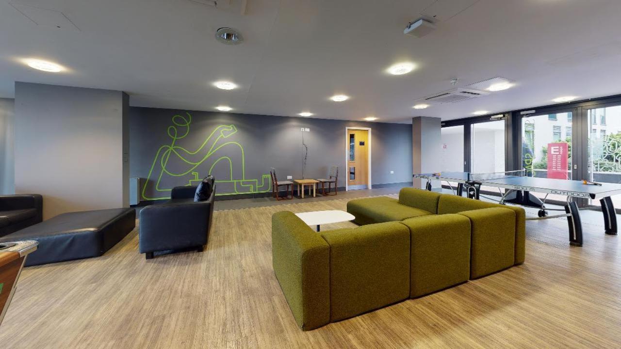 Sterling Court In Wembley Apartman London Kültér fotó